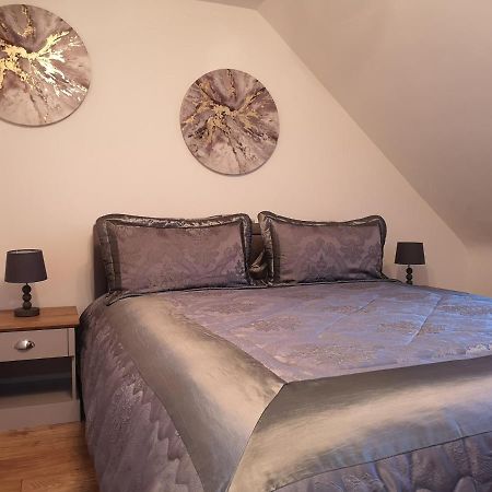 Attic Floor Apartment, City Centre Inverness Exterior foto