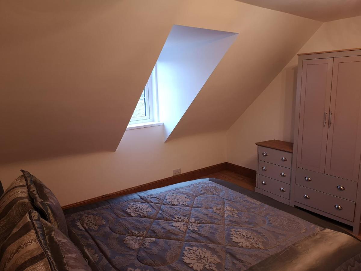 Attic Floor Apartment, City Centre Inverness Exterior foto